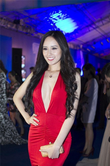 Những giây phút gợi cảm nhất của Mai Phương Thuý 3