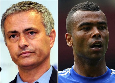 Ashley Cole có thể gặp rắc rối với HLV Mourinho vì bị chụp ảnh hút thuốc. Ảnh: Sun.