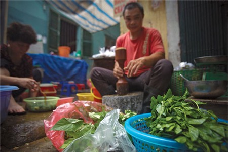 Thậm thịch phố giã cua đồng giữa Thủ đô, Ẩm thực, mon ngon moi ngay, nau an, mon ngon, nau an ngon, mon ngon de lam, am thuc viet nam, day nau an, mon an ngon, mon ngon cuoi tuan, mon an hang ngay,day nau an ngon, nau an moi ngay, nau an ngon moi ngay, am thuc viet, am thuc