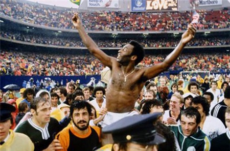 Pele được tôn vinh là