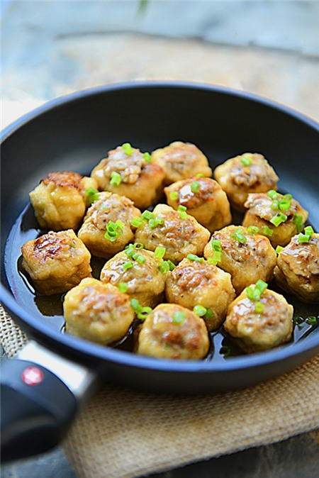 Biến tấu mới cho món đậu phụ nhồi thịt cực ngon 1