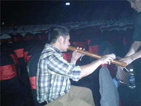 Phì cười với những kiểu