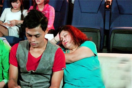 Phì cười với những kiểu 