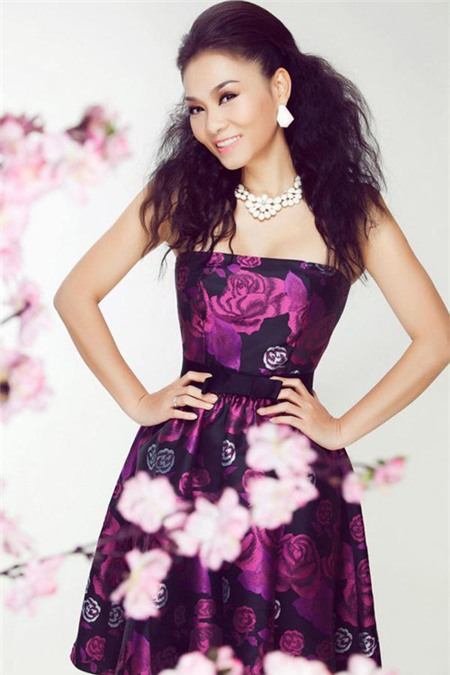 8 chiếc váy tím hớp hồn đàn ông Việt, Thời trang, vay tim, nguoi dep, cach chon mau trong thoi trang, thoi trang, nguoi mau, mau tim, vay, dam, phong cach sao,