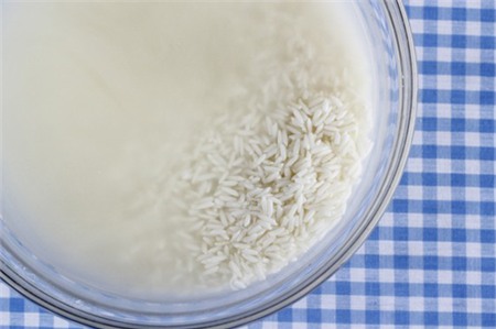 diem-danh-6-cong-dung-lam-dep-tuyet-voi-tu-nuoc-vo-gao