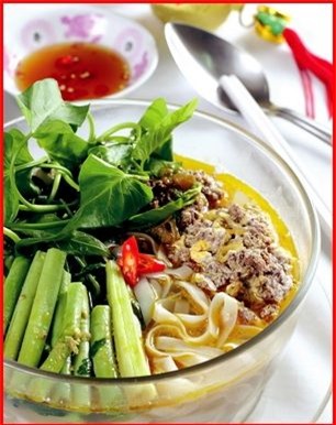 Bánh đa cua- đặc sản Hải Phòng