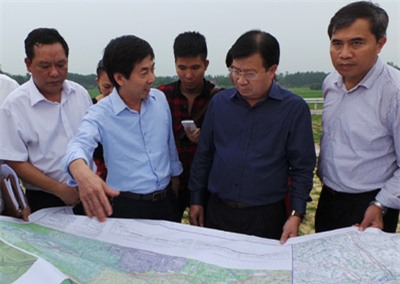 Cùng đoàn thị sát kiểm tra chất lượng cao tốc Hà Nội - Thái Nguyên (quốc lộ 3 mới).
