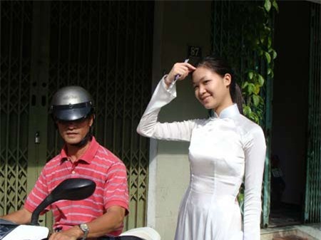 Ngắm mỹ nhân Việt tinh khôi trong đồng phục học sinh 13