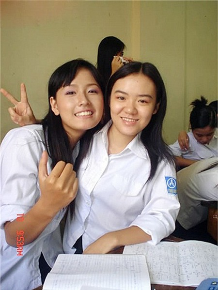 Ngắm mỹ nhân Việt tinh khôi trong đồng phục học sinh 9