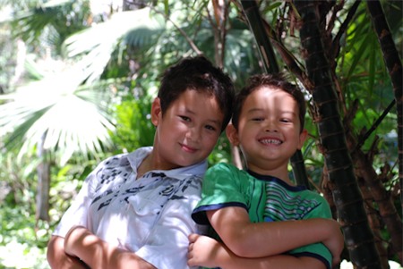 Những nhóc tì là con lai đáng yêu của "sao" Việt 8