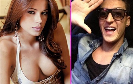 Ozil bị cáo buộc ham sex với cô nàng Aida Yespica