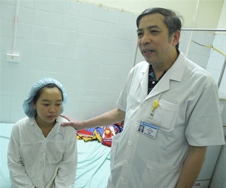 Cứu sống một sản phụ bị tắc mạch ối, băng huyết nguy kịch 1