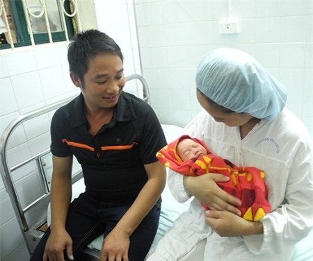 Cứu sống một sản phụ bị tắc mạch ối, băng huyết nguy kịch 3