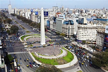 Dòng vốn đang hướng đến những thị trường có tính an toàn và triển vọng tăng trưởng tốt.