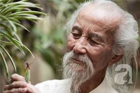 Cuộc đời lận đận của ông lão tóc bạc thân quen trong phim Việt 14