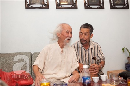 Cuộc đời lận đận của ông lão tóc bạc thân quen trong phim Việt 19