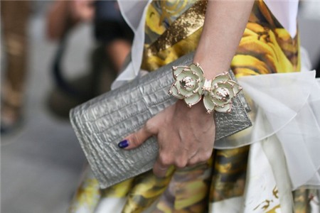 Những lỗi chọn túi của sao Việt bạn cần tránh 11