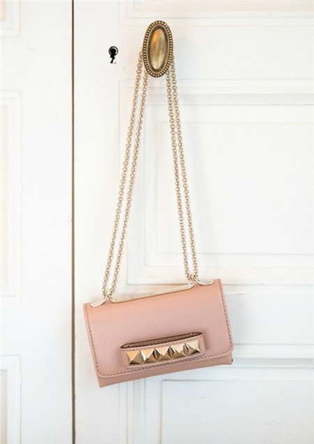 Những lỗi chọn túi của sao Việt bạn cần tránh 2