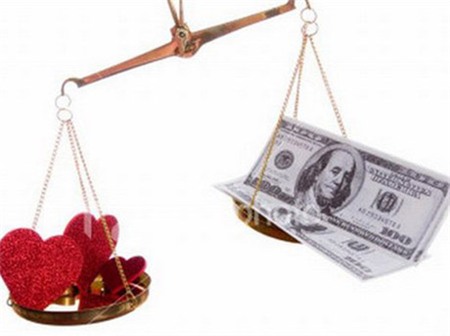 Tình phí – bài toán đau đầu với các chàng trai (Ảnh minh hoạ)