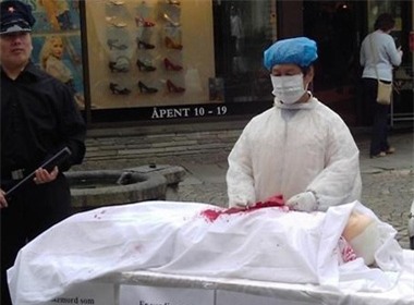 Một cuộc biểu tình phản đối nạn buôn bán nội tạng phi pháp ở Trung Quốc