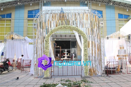 HOT: Hậu trường chuẩn bị lễ cưới hoành tráng của Ngọc Thạch ở Hà Nội | Phạm Ngọc Thạch,đám cưới Ngọc Thạch,siêu mẫu Ngọc Thạch,cưới Ngọc Thạch ở Hà Nội