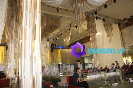 HOT: Hậu trường chuẩn bị lễ cưới hoành tráng của Ngọc Thạch ở Hà Nội | Phạm Ngọc Thạch,đám cưới Ngọc Thạch,siêu mẫu Ngọc Thạch,cưới Ngọc Thạch ở Hà Nội