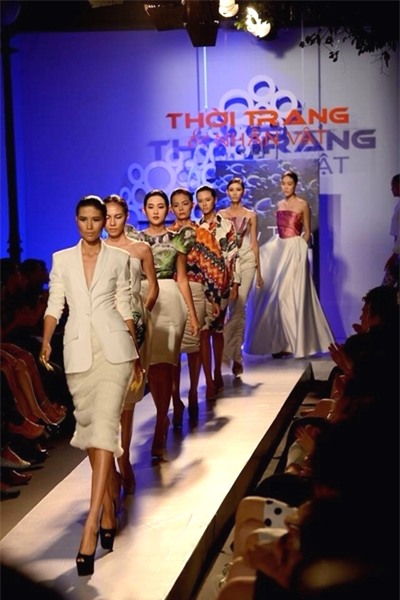 Người mẫu, thời trang Việt, đại gia, bầu show
