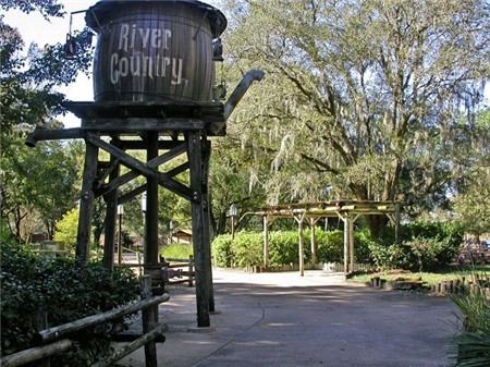 Thăm 3 địa điểm lạnh gáy như vừa trải qua Ngày Tận thế ở Mỹ 10