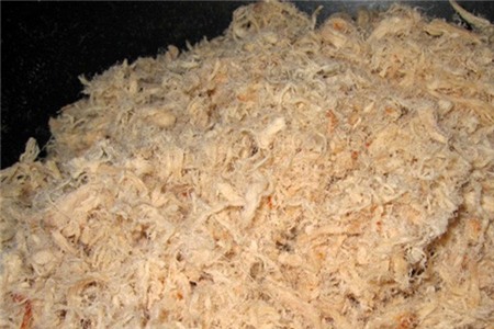 Tác hại khôn lường của thực phẩm làm giả từ sắn dây, cao su 1