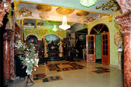 Nhà khác người của 3 'vua nhạc sến' - 17