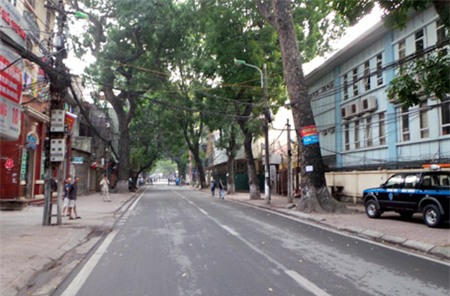 Việc cấm&nbsp;đường&nbsp;được thực hiện triệt&nbsp;để&nbsp;từ sáng sớm (Ảnh: Quang Phong)