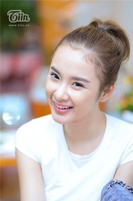 Vừa qua, Angela Phương Trinh vừa bị cấm biểu diễn trên toàn quốc.