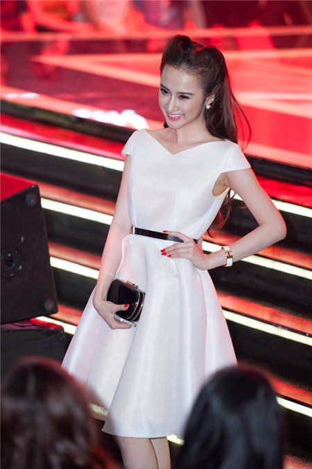 Hiện nay, cô đang tham gia vào khá nhiều lĩnh vực, trong đó có diễn viên, ca sĩ và cả người mẫu ảnh.