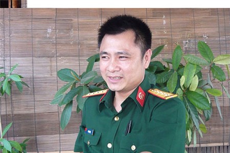 Tự Long làm "xe ôm" trong lễ viếng Đại tướng | Đại tướng Võ Nguyên Giáp,Tự Long,Thành Trung