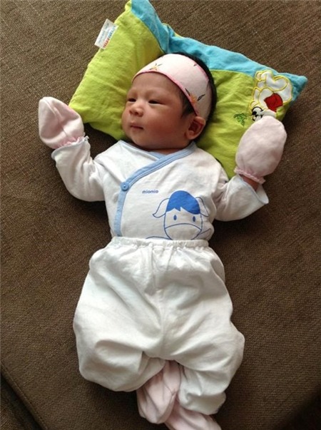 Mỹ Dung hạnh phúc bế bồng con trai yêu | Đặng Thị Mỹ Dung,Con trai Mỹ Dung