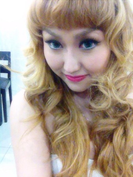 Những khuôn mặt 