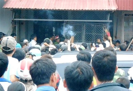 sản phụ, thai phụ, quan tài, diễu phố, hỗ trợ, Thiệu Hóa, tắc trách, y bác sĩ, quá khích