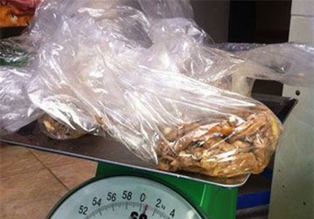 suất ăn, trường học, bớt xén, học sinh