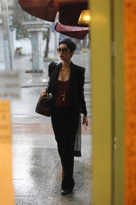 Blazer đơn giản mà phong cách cùng Sao Việt - 13