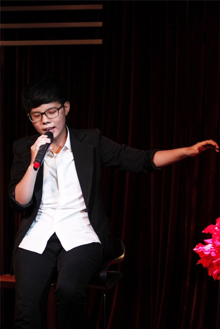 Blazer đơn giản mà phong cách cùng Sao Việt - 14