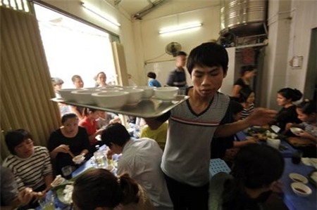 Hà Thành, Hàng Khay, Hà Nội , Bà Triệu, lợi nhuận, bún đậu mắm tôm, cửa hàng