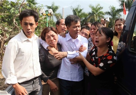 oan sai, tha tù, 10 năm, hung thủ, đầu thú, Bắc Giang