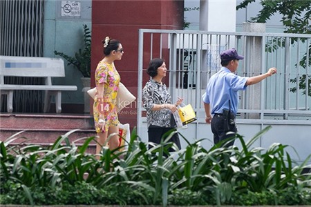 Hoàng Yến xuất viện sáng nay sau tai nạn lật xe kinh hoàng 1