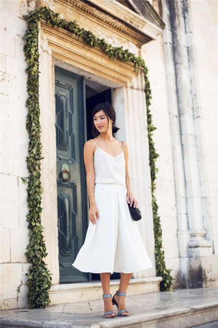 Phóng khoáng mà vẫn thanh lịch với xu hướng quần crop culottes 2
