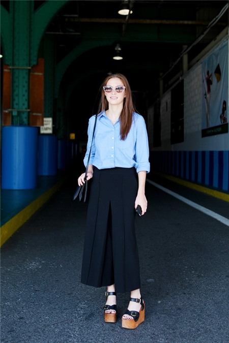 Phóng khoáng mà vẫn thanh lịch với xu hướng quần crop culottes 9