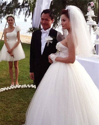 Vũ Thu Phương và chồng kỷ niệm 2 năm ngày cưới - 5