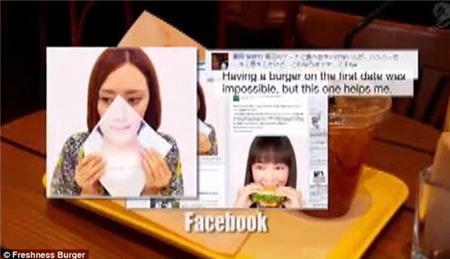 Khăn giấy che miệng giúp phụ nữ thoải mái ăn uống tại nhà hàng | khăn che miệng,nhật bản,phát minh kỳ