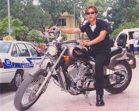 Những mái đầu bổ luống 'trứ danh' của sao Việt | Đan trường,Quang Vinh,Xuân bắc,Tự Lòng,đầu bổ,mái tóc,Tuấn Hưng