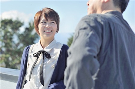 Chồng già - vợ trẻ “lệch pha” đủ đường 1