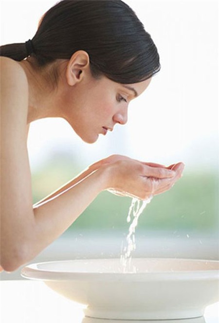 5 tác dụng không ngờ của nước vo gạo - 1